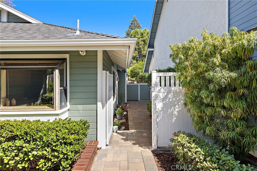 30 Oxbow Creek