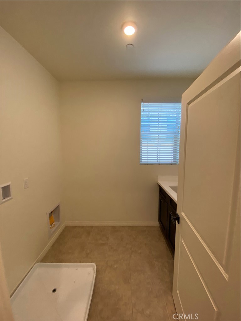 Legao,portola springs - Residential Lease