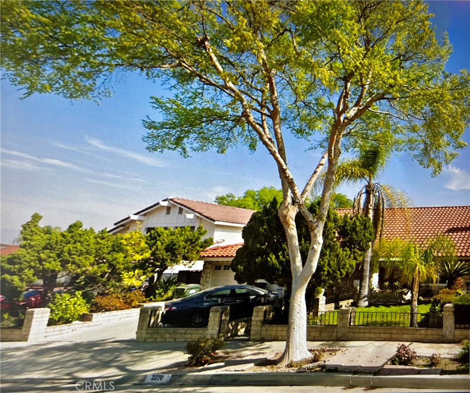 Probate Sale!! Single Detached Gorgeous 4 BR, 2.5 BA + Home House 2104 sf on a HUGE 8278 sqft Lot;
1 BR downstairs; wide frontage;
NO Mello Roos;
Quiet tree-lined street
Close to Rowland High School, shopping plazas and freeways
Notice: Probate Sale--all terms of sale will required approval from probate court;
Currently Tenant occupied;
THIS is the House you’ve been looking for! 4 BR Single-family house w/ big lot.