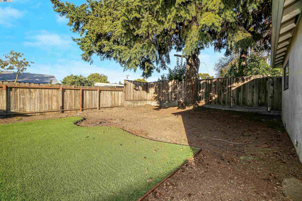 HUNTWOOD - Residential