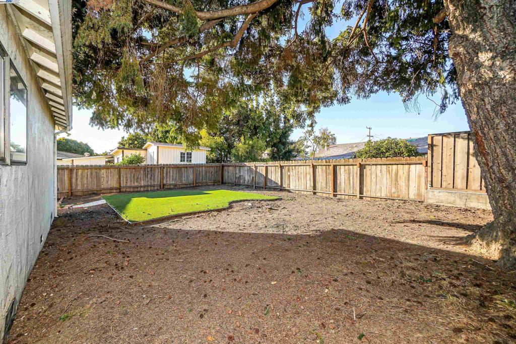 HUNTWOOD - Residential