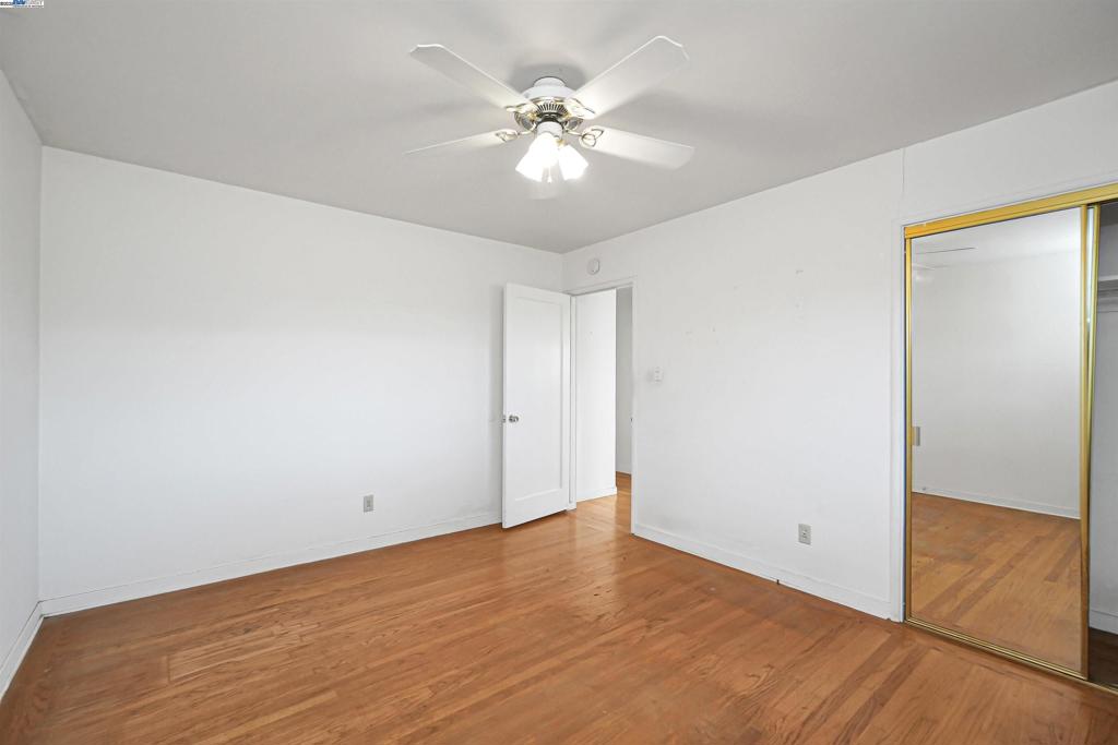 HUNTWOOD - Residential