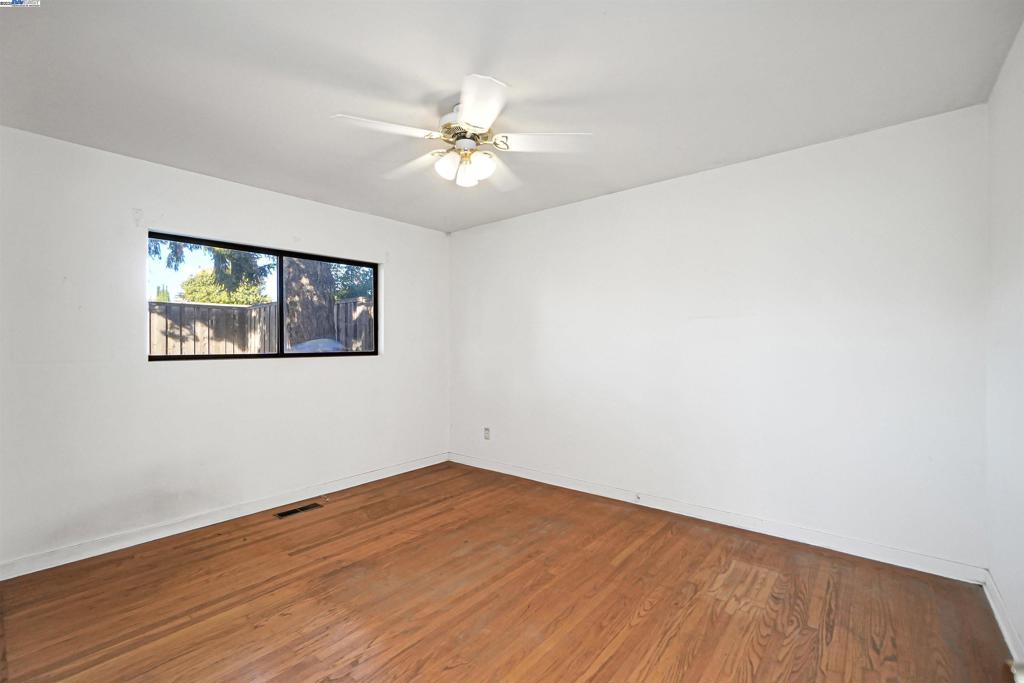 HUNTWOOD - Residential