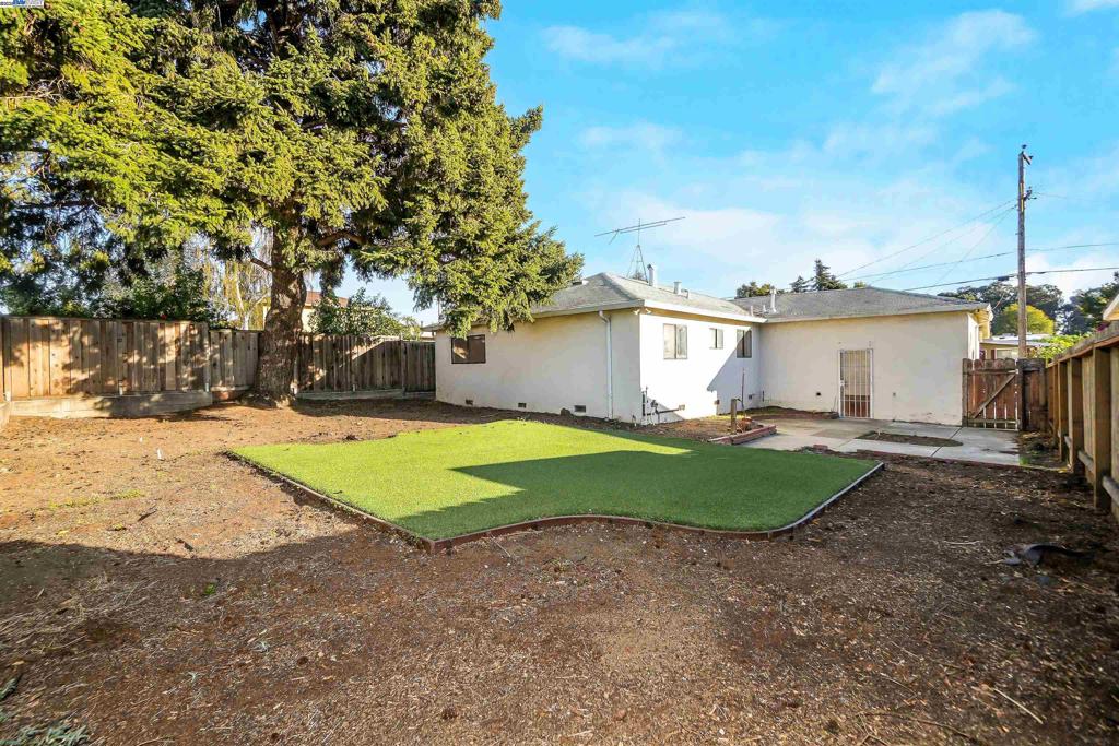 HUNTWOOD - Residential