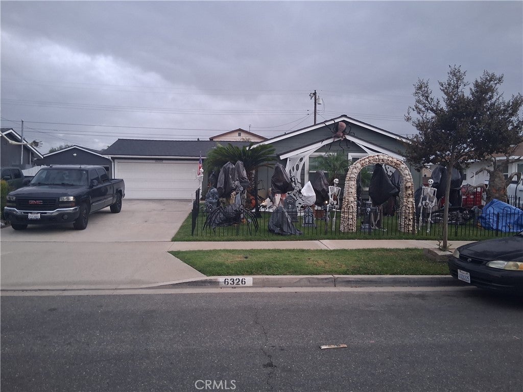 6326 SAN ROBERTO Circle