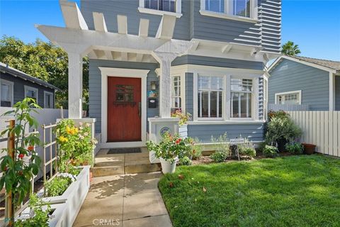 Photo of 220 S Broadway Ave, Redondo Beach, CA 90277 (MLS # PV25255738)