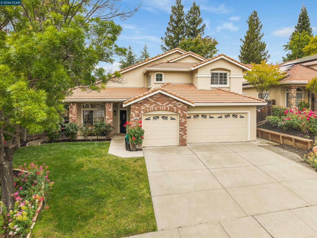 636 Dunhill Dr