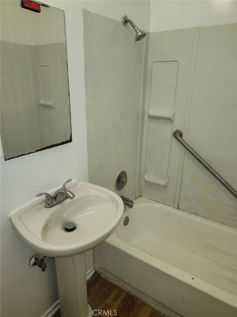 North Long Beach (NLB) - Residential Lease