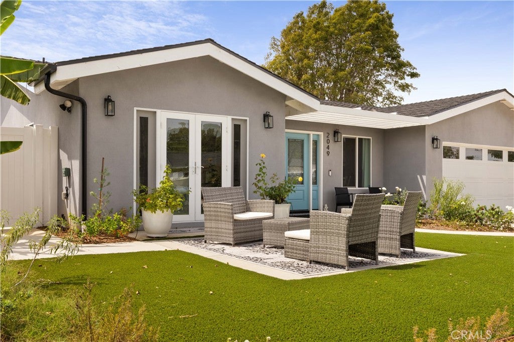 2049 Monrovia