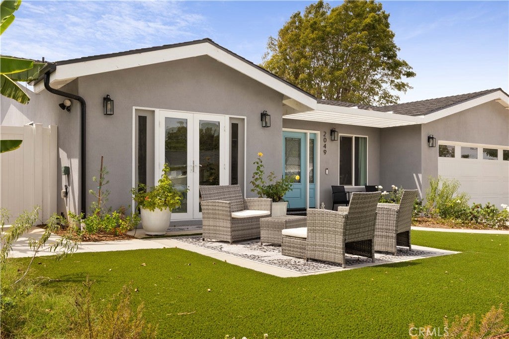 2049 Monrovia