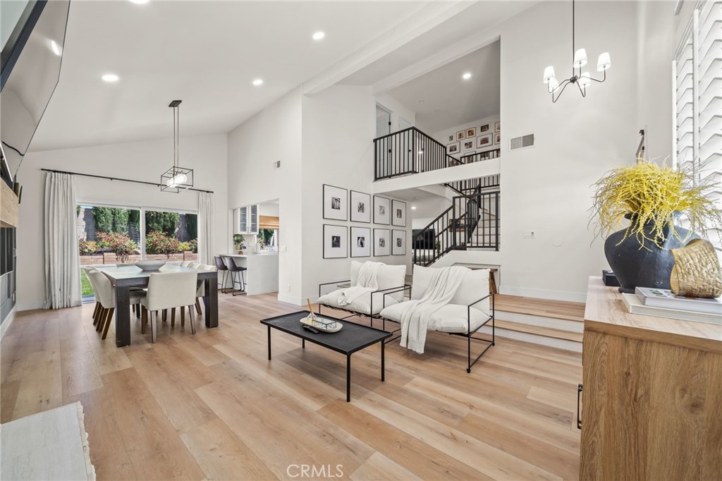 6065 East Camino Manzano