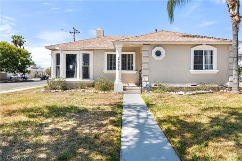 Photo of 2806 Lawrence Avenue, San Bernardino, CA 92404 (MLS # DW26169015)