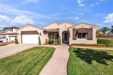 Photo of 23832 Barberry Pl, Murrieta, CA 92562 (MLS # SW26043881)