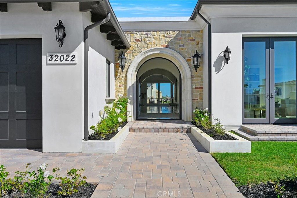 32022 Isthmus View Drive