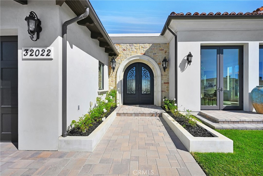 32022 Isthmus View Drive