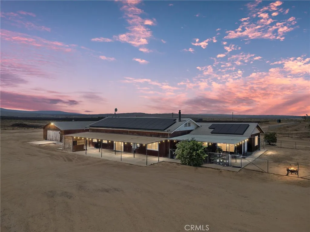 Maricopa, California 93252, United States, 5 Bedrooms Bedrooms, ,2 BathroomsBathrooms,Residential,Active,166110