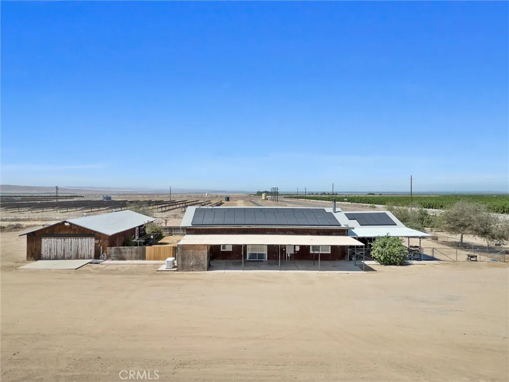 Maricopa, California 93252, United States, 5 Bedrooms Bedrooms, ,2 BathroomsBathrooms,Residential,Active,166110