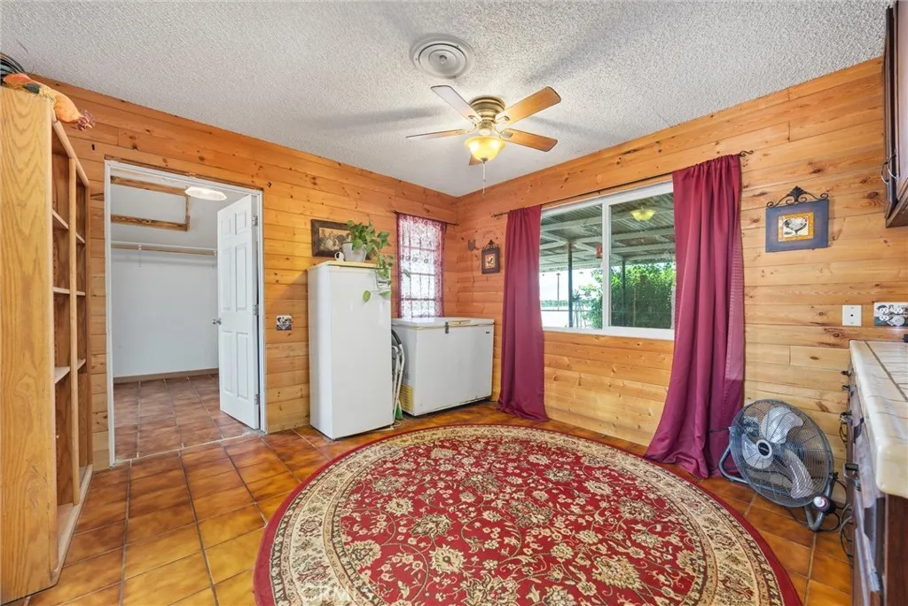 Maricopa, California 93252, United States, 5 Bedrooms Bedrooms, ,2 BathroomsBathrooms,Residential,Active,166110