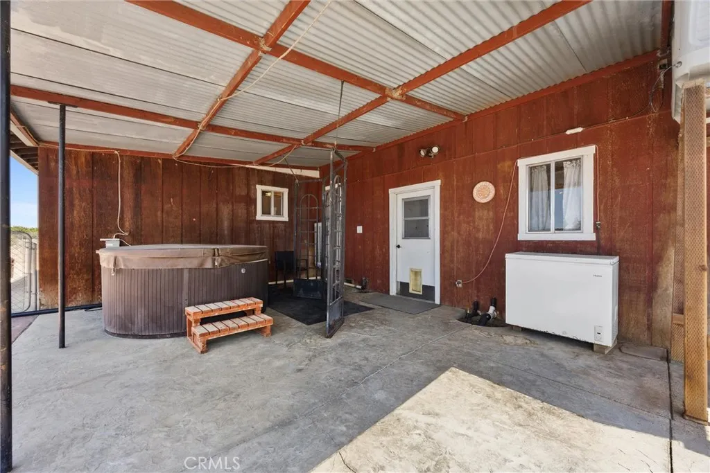 Maricopa, California 93252, United States, 5 Bedrooms Bedrooms, ,2 BathroomsBathrooms,Residential,Active,166110