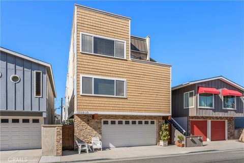 17081 5th Sunset Beach CA 90742