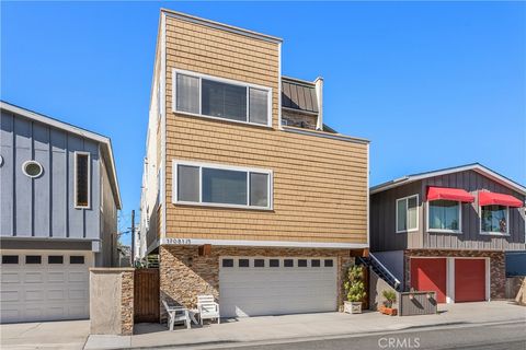17081 5th Sunset Beach CA 90742