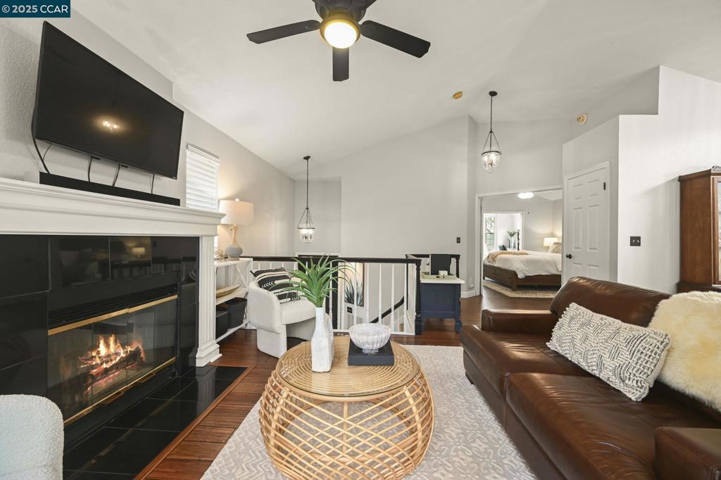 CA CHATEAU - Residential