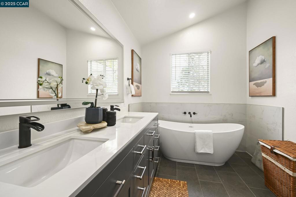 CA CHATEAU - Residential