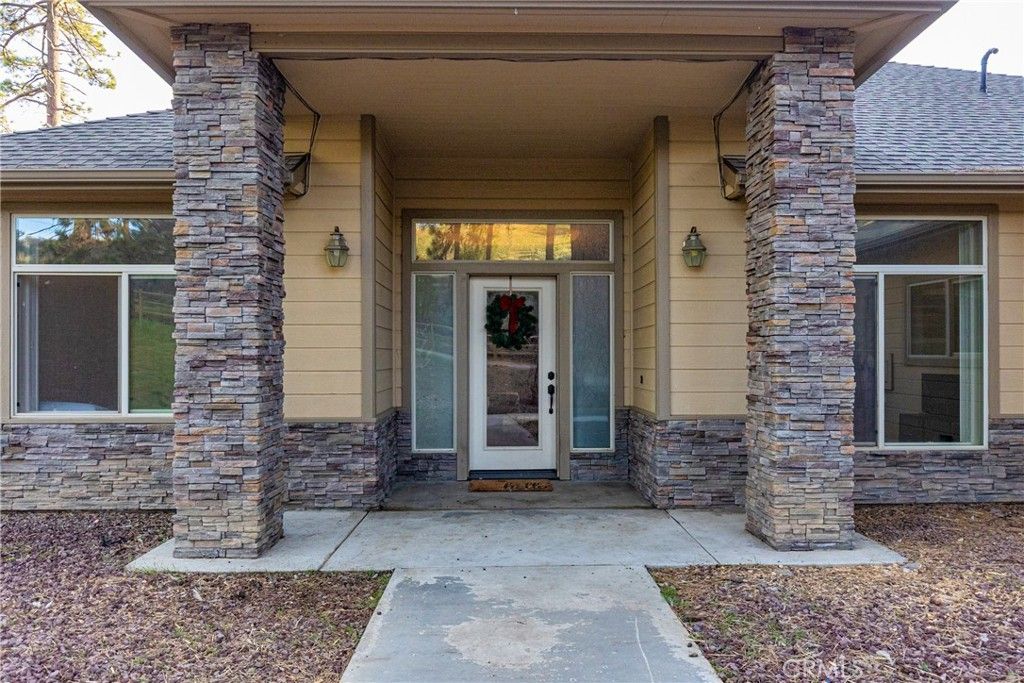Photo of 26820 Stirrup Way, Tehachapi, CA 93561 (MLS # PI26065823)