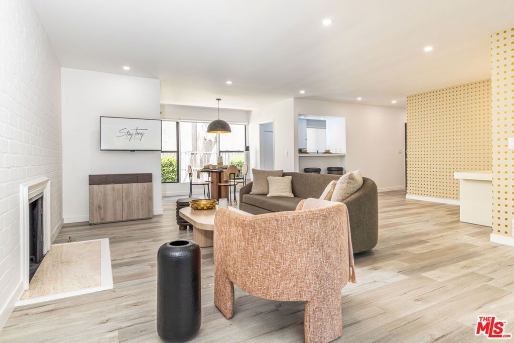 Photo of 8911 Cynthia Street #7, West Hollywood, CA 90069 (MLS # 26712093)