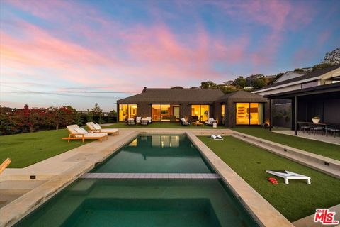 5255 Veronica Street Los Angeles CA 90008