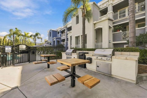 Tiny photo for 3531 Sandcastle Ln LN, San Diego, CA 92110 (MLS # 260025163SD)