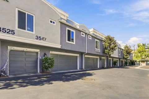 Tiny photo for 3531 Sandcastle Ln LN, San Diego, CA 92110 (MLS # 260025163SD)