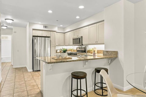Tiny photo for 3531 Sandcastle Ln LN, San Diego, CA 92110 (MLS # 260025163SD)