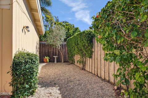 Tiny photo for 1162 Kingston Lane, Ventura, CA 93001 (MLS # V1-34942)