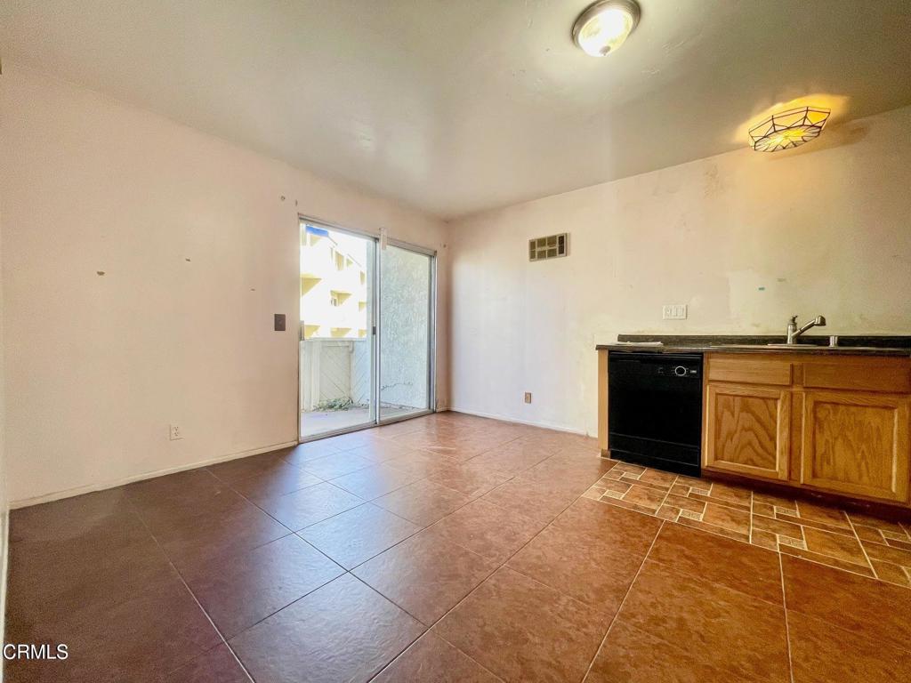 Anacapa View Townhomes - 0300 - Residential