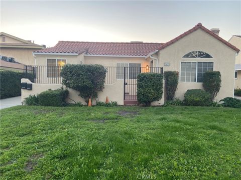 Photo of 5827 Oak Avenue, Temple City, CA 91780 (MLS # SW26011697)
