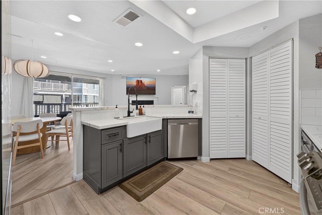 10361 Garden Grove Boulevard 51