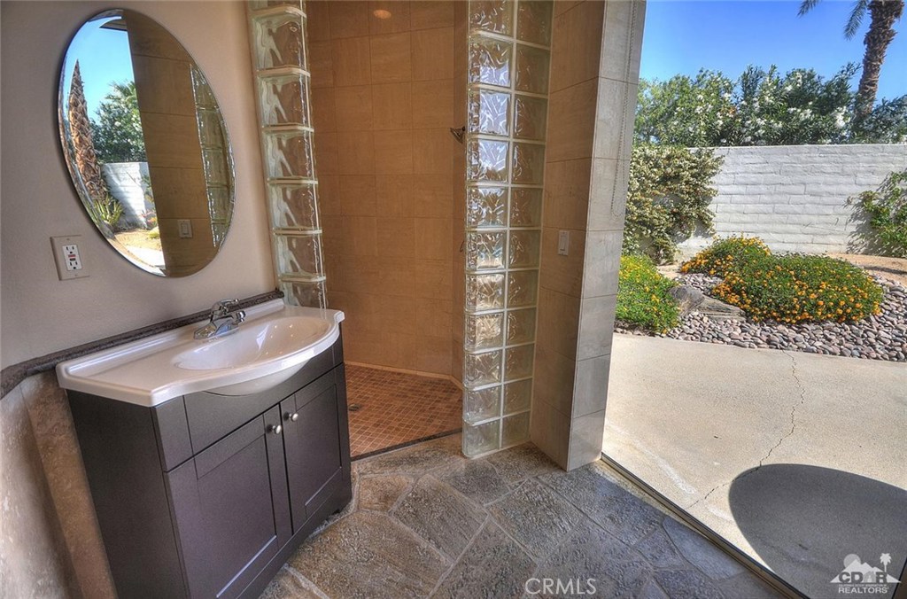 Indian Wells C.C. - Residential