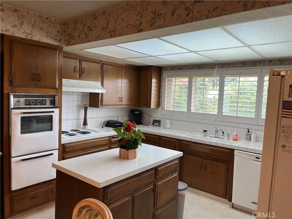 701 W 24th Street