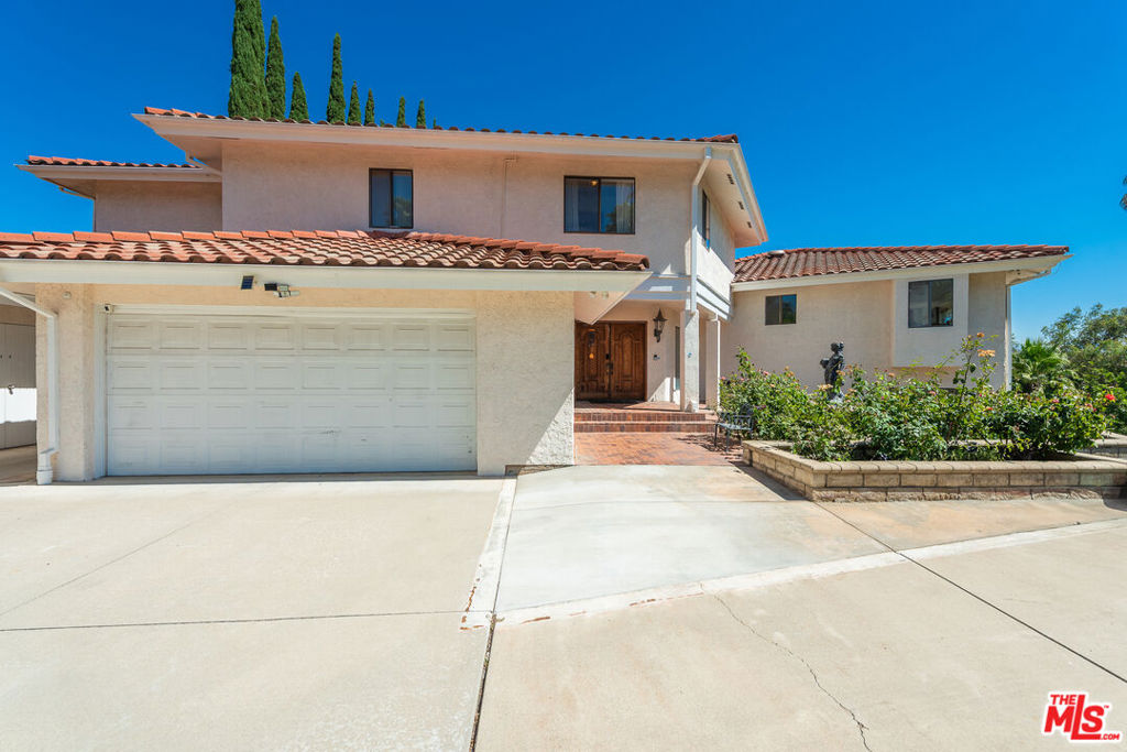 2357 Knob Hill Drive
