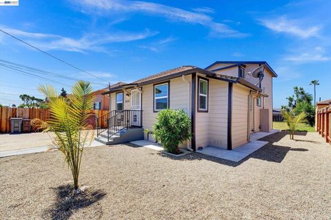 Photo of 6225 Harmon Ave AVE, Oakland, CA 94621 (MLS # 41136066)