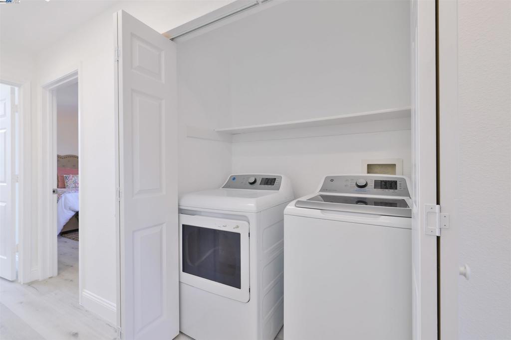 HAYWARD HILLS - Residential