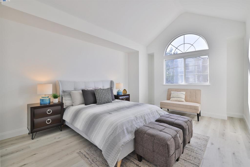 HAYWARD HILLS - Residential