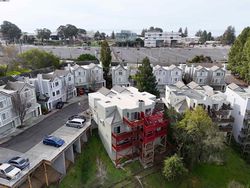 HAYWARD HILLS - Residential