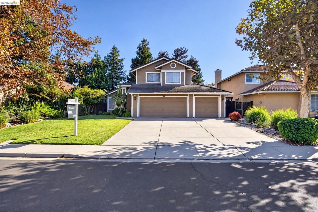 427 White Oak Ct