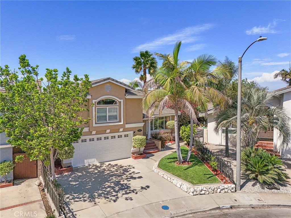 3561 Dahlia Circle