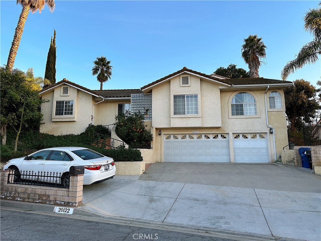 Beautiful Single Family House in Walnut for rent! 4 Bedrooms and 2 Bathrooms. Gorgeous family room with fireplace. Stainless steel appliances in Kitchen. Master suite has walk-in closet, spa tub and separate shower. Located on cul-de-sac. Quiet neighborhood. Next to golf course. Close to shopping center, supermarket, and restaurants. There are other tenants living in the addition in the rear section of the house with their own entrance, and their living area is independent from this unit.