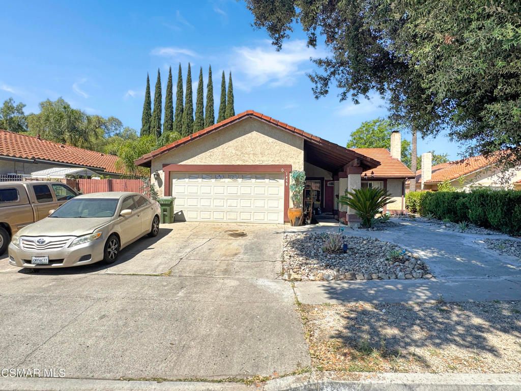 Photo of 1459 Willowbrook Lane, Simi Valley, CA 93065 (MLS # 225004070)