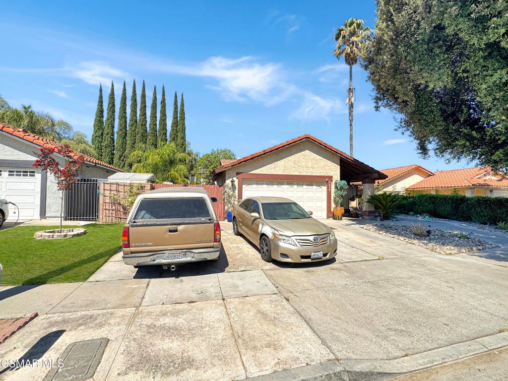 Photo of 1459 Willowbrook Lane, Simi Valley, CA 93065 (MLS # 225004070)