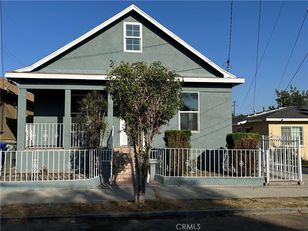 261 Kendall Avenue